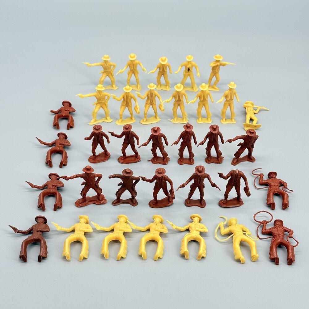 Vintage Marx Plastic Cowboys Lot Western Toy Figures Playset Wild West 34pc